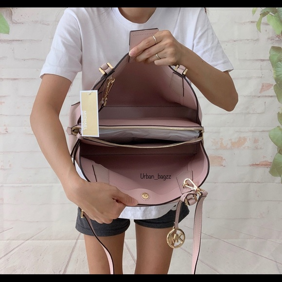 Michael Kors Kimberly Large EW Satchel - Picture 6 of 9